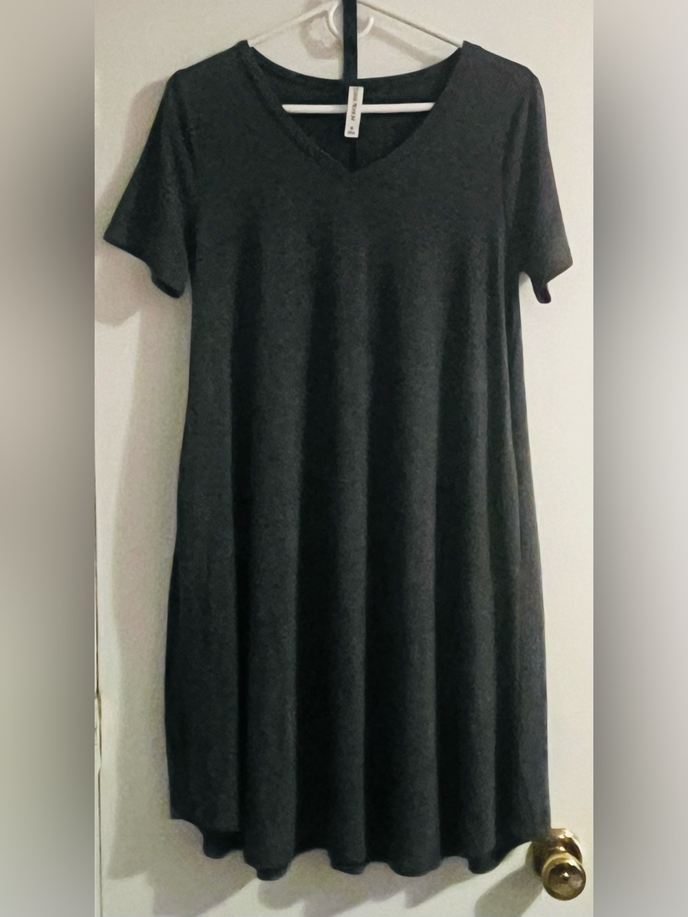 EUC Women’s Zenana Premium T-shirt Dress w/Pockets ~ Size Medium